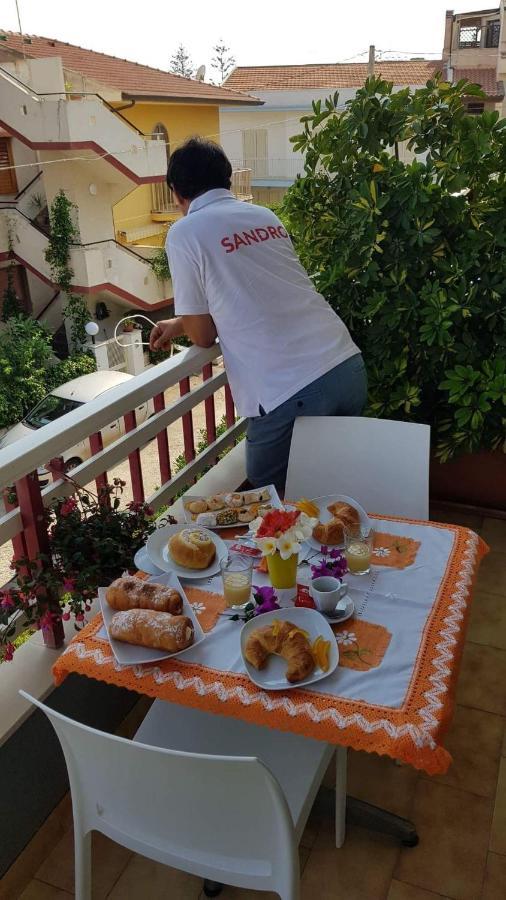 B&B Spiaggia Di Ponente Scicli Eksteriør billede