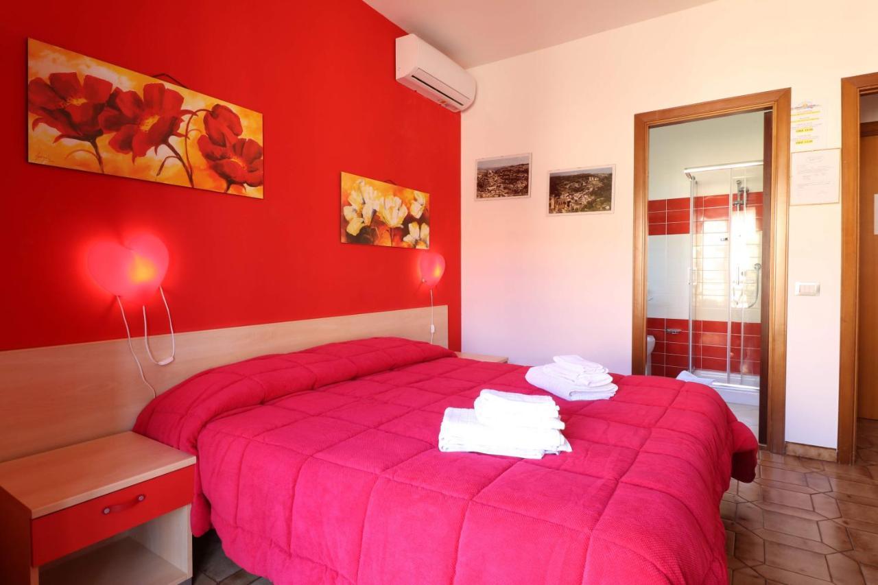 B&B Spiaggia Di Ponente Scicli Eksteriør billede