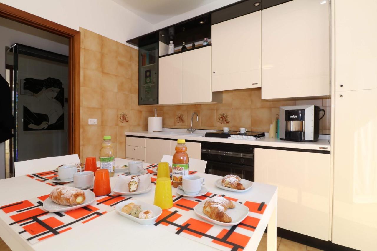 B&B Spiaggia Di Ponente Scicli Eksteriør billede