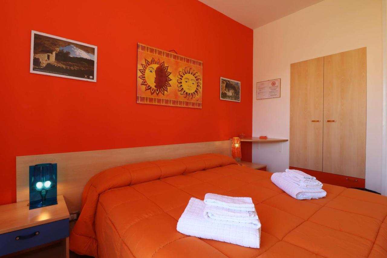B&B Spiaggia Di Ponente Scicli Eksteriør billede
