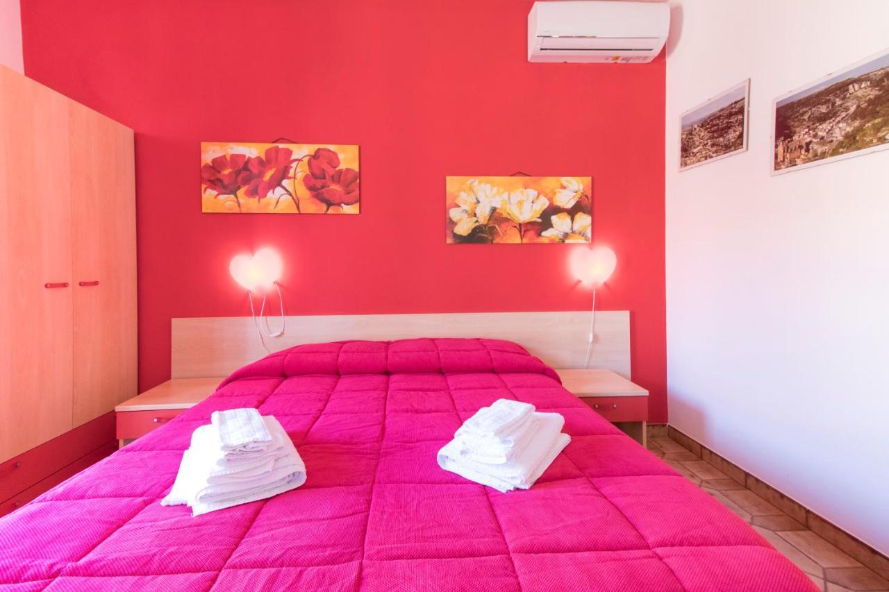 B&B Spiaggia Di Ponente Scicli Eksteriør billede
